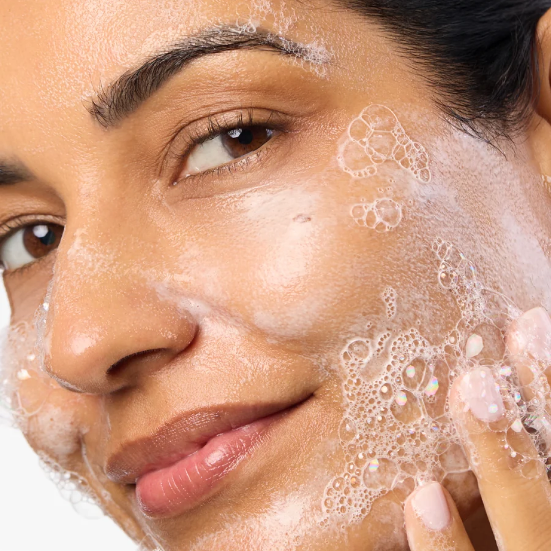 Aura Cleanse Foaming Gel Cleanser